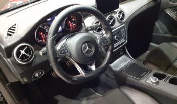 MERCEDES-BENZ  Clase CLA CLA 220 d completo