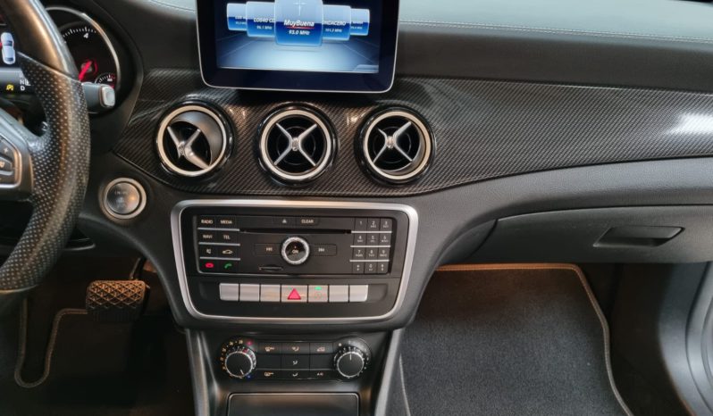 MERCEDES-BENZ  Clase CLA CLA 200 D completo