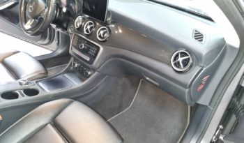 MERCEDES-BENZ  Clase CLA CLA 200 D completo