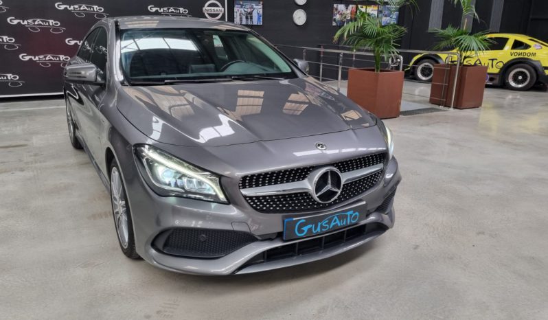 MERCEDES-BENZ  Clase CLA CLA 200 D completo