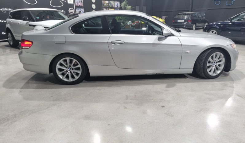 BMW Serie 3 335i 306Cv completo